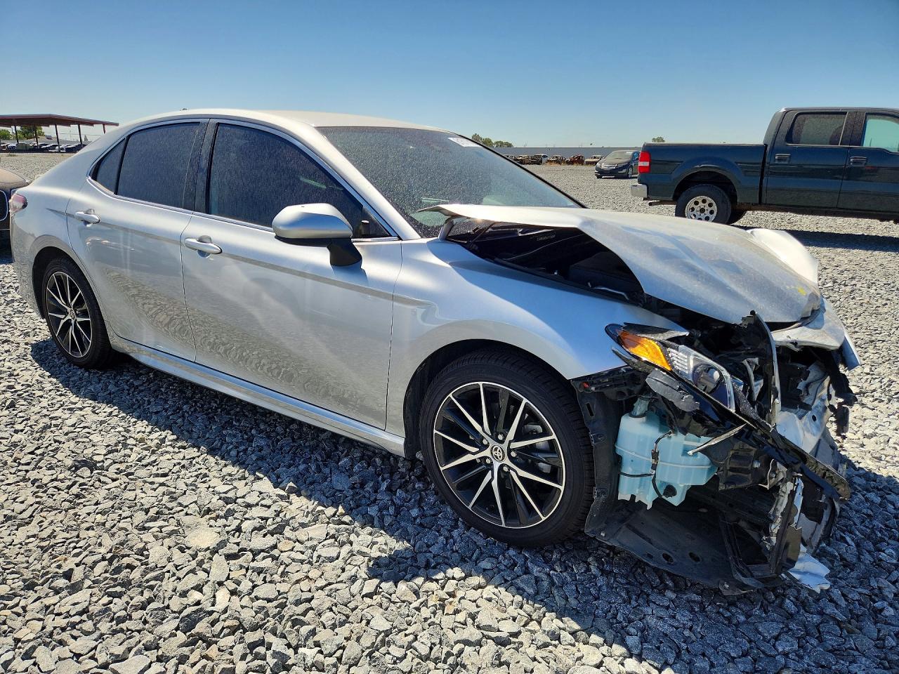 2021 TOYOTA CAMRY SE — снимка 4