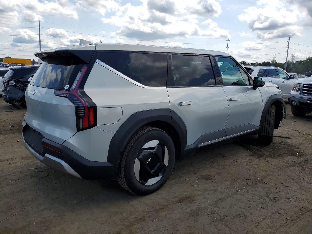 2024 KIA EV9 LIGHT — снимка 3
