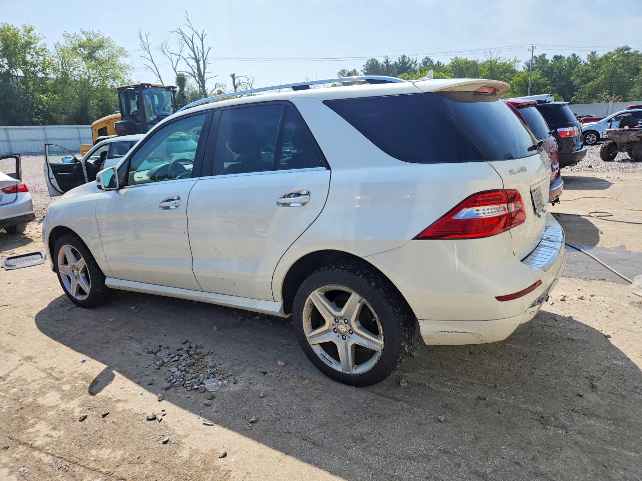 2015 MERCEDES-BENZ ML 400 4MATIC — снимка 2