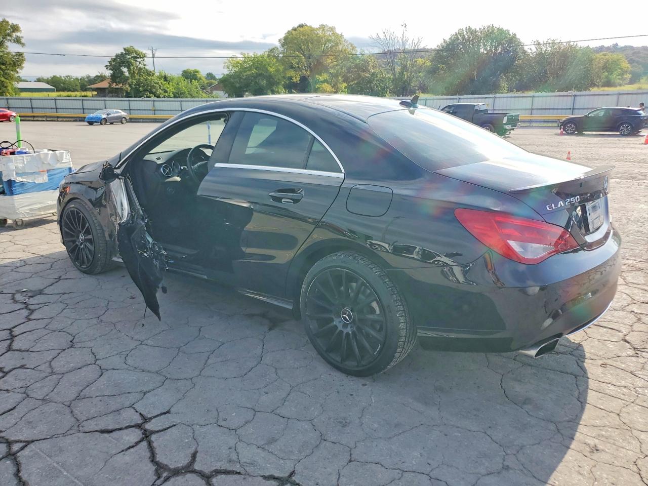 2016 MERCEDES-BENZ CLA 250 — снимка 2