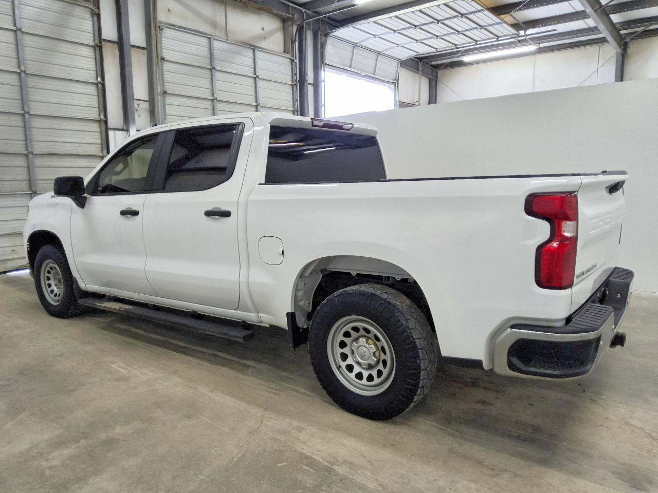 2023 CHEVROLET SILVERADO K1500 — снимка 2