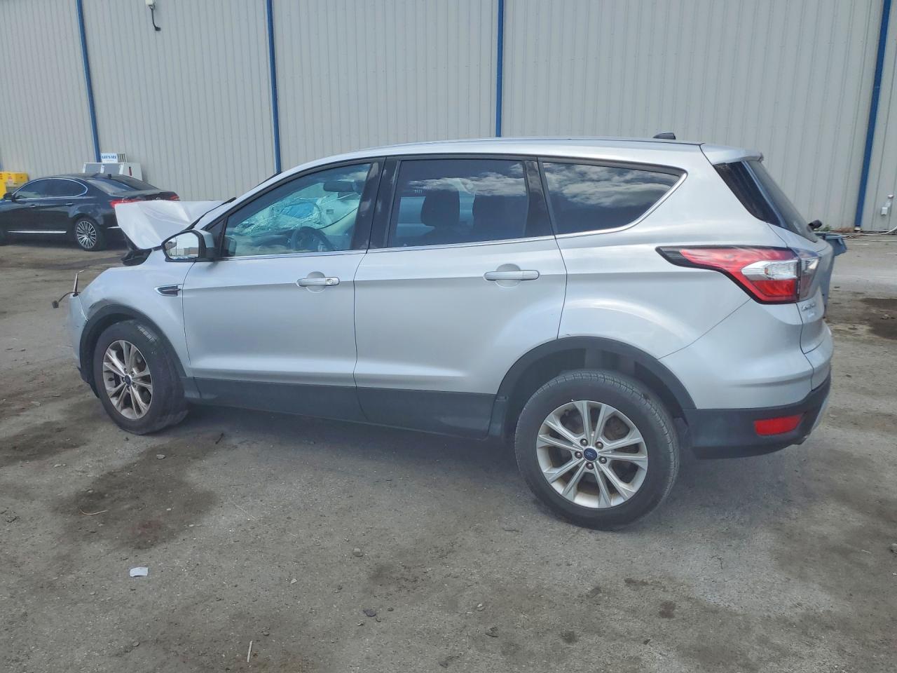 2017 FORD ESCAPE SE — снимка 2