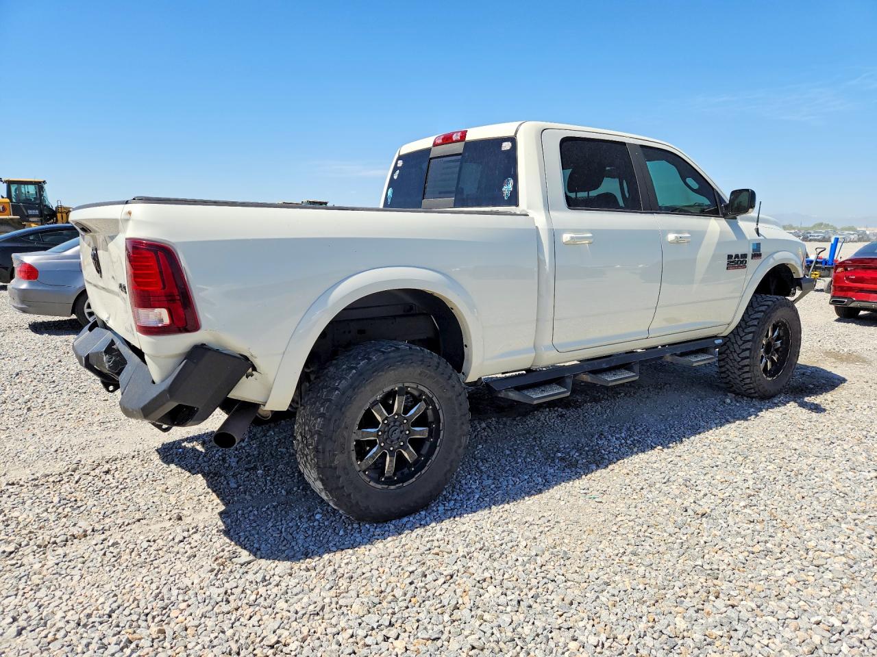 2016 RAM 2500 — снимка 3