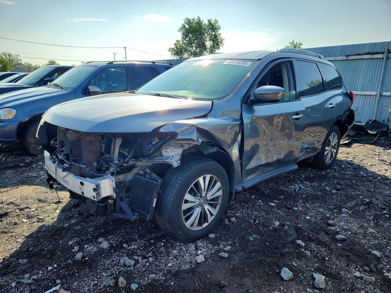 2019 NISSAN PATHFINDER S