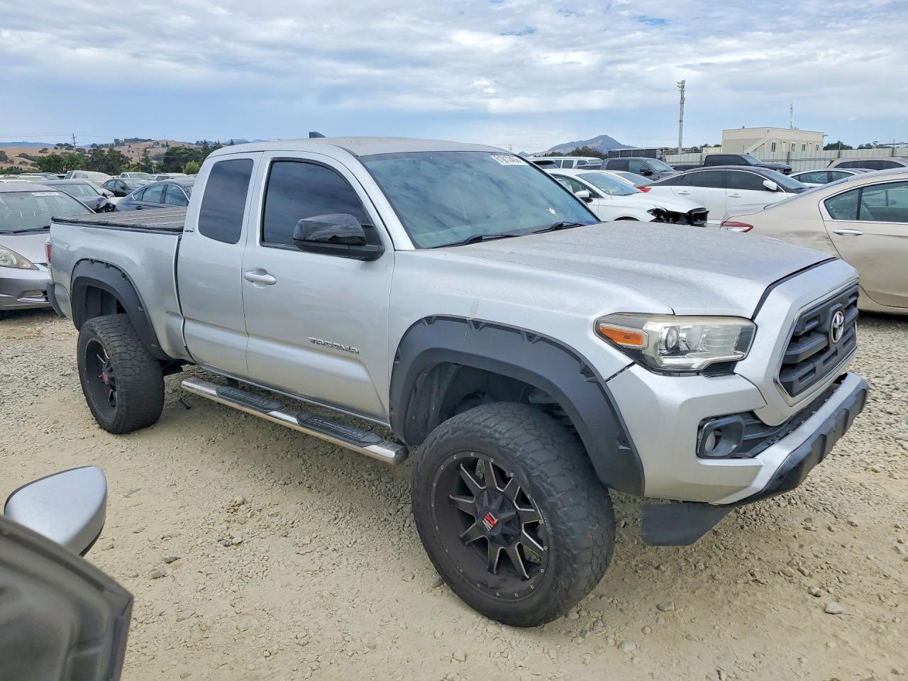 2017 TOYOTA TACOMA SR V6 — снимка 4