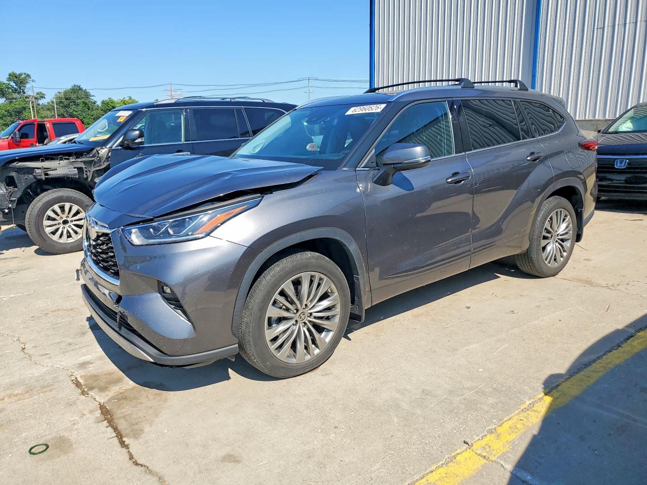 2021 TOYOTA HIGHLANDER PLATINUM