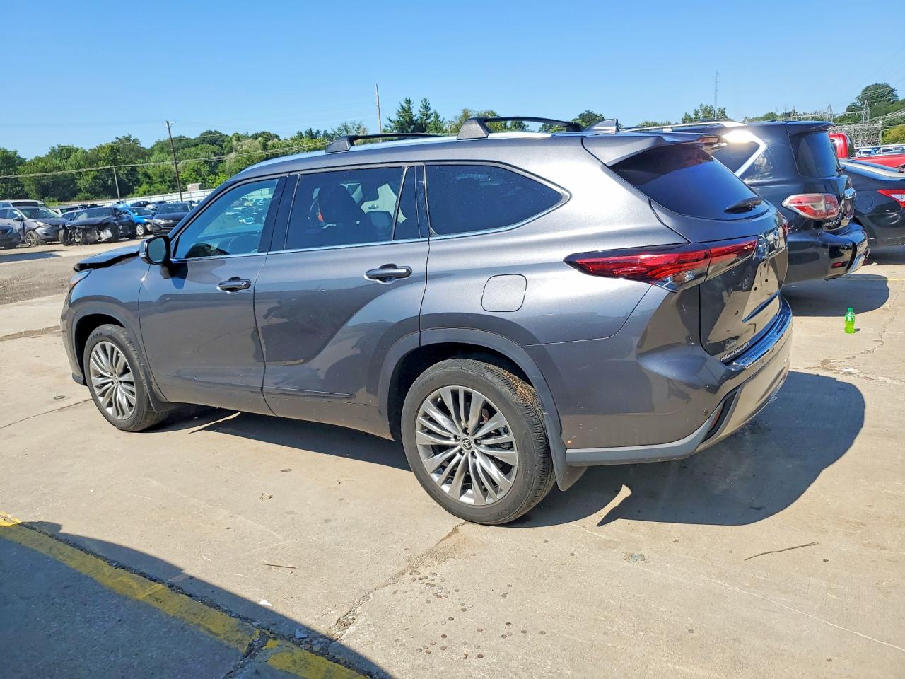 2021 TOYOTA HIGHLANDER PLATINUM — снимка 2