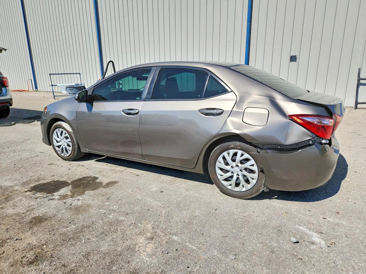 2019 TOYOTA COROLLA LE — снимка 2