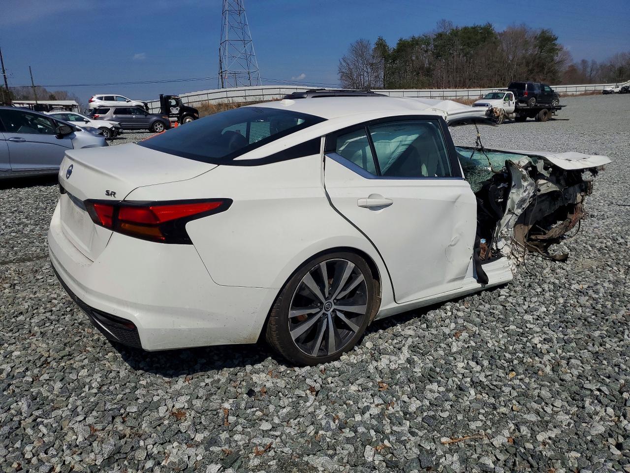 2020 NISSAN ALTIMA 2.5 SR — снимка 3