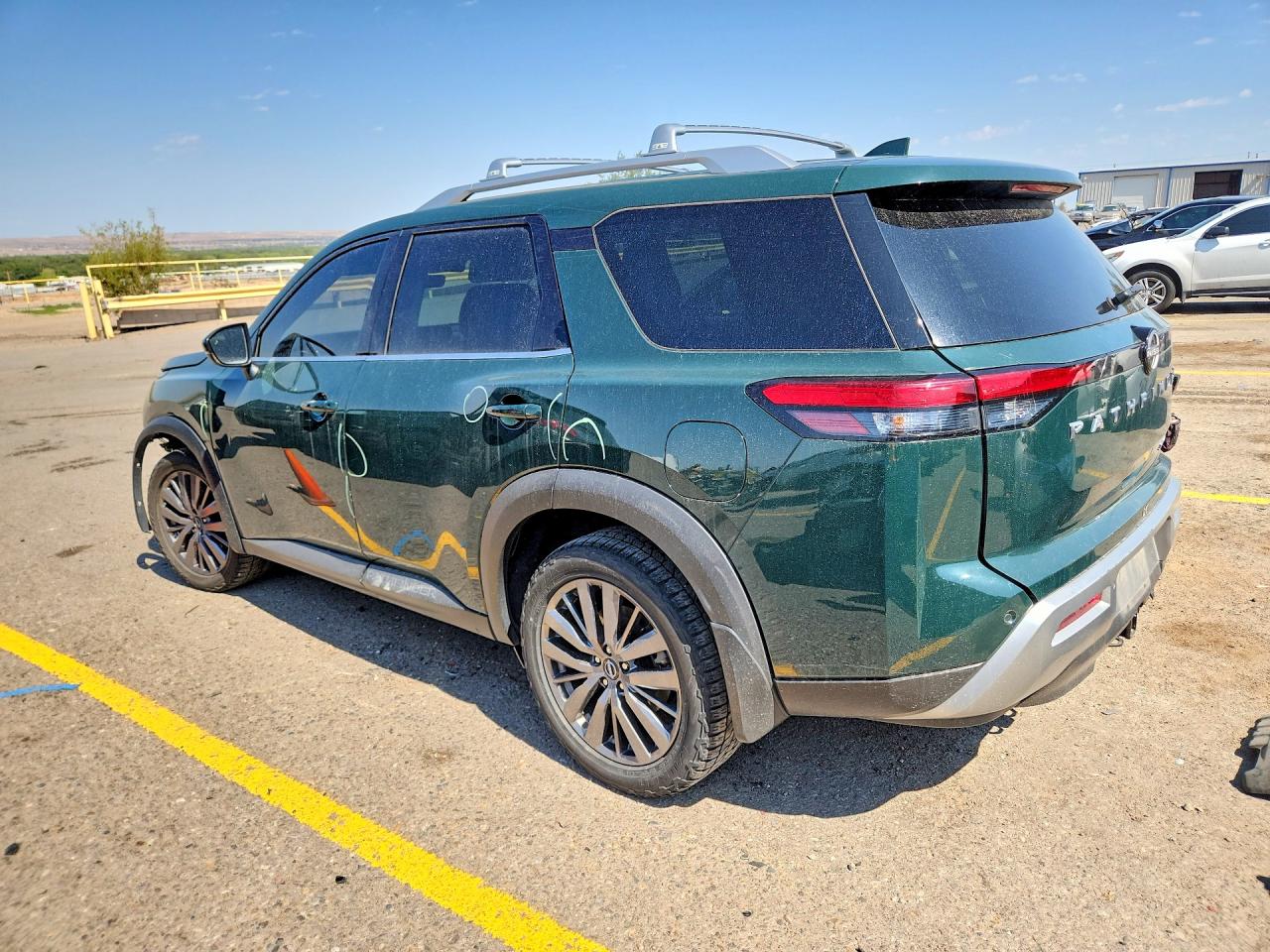 2023 NISSAN PATHFINDER SL — снимка 2
