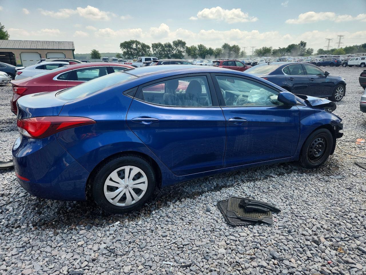 2016 HYUNDAI ELANTRA SE — снимка 3