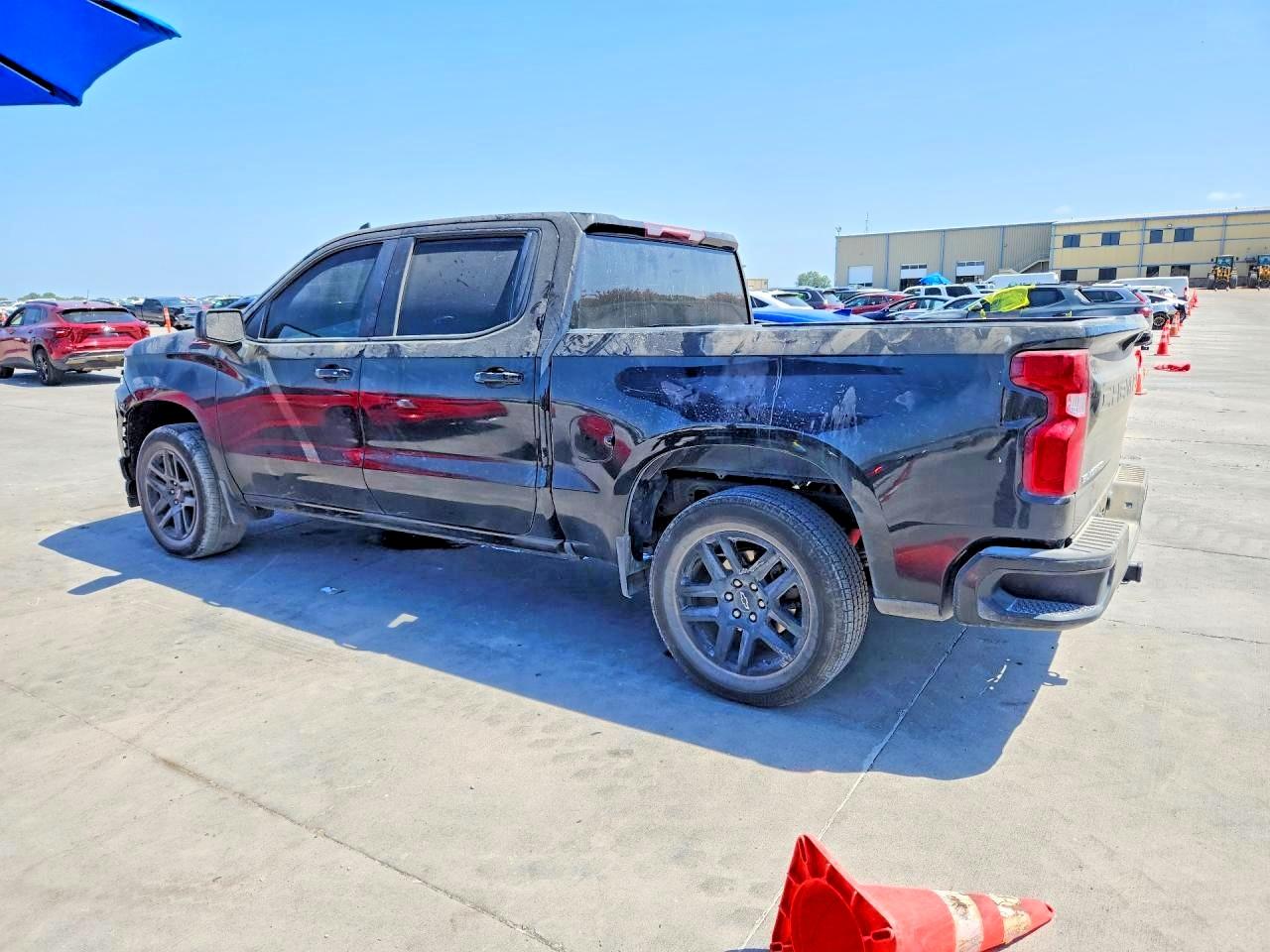 2022 CHEVROLET SILVERADO LTD K1500 RST — снимка 2