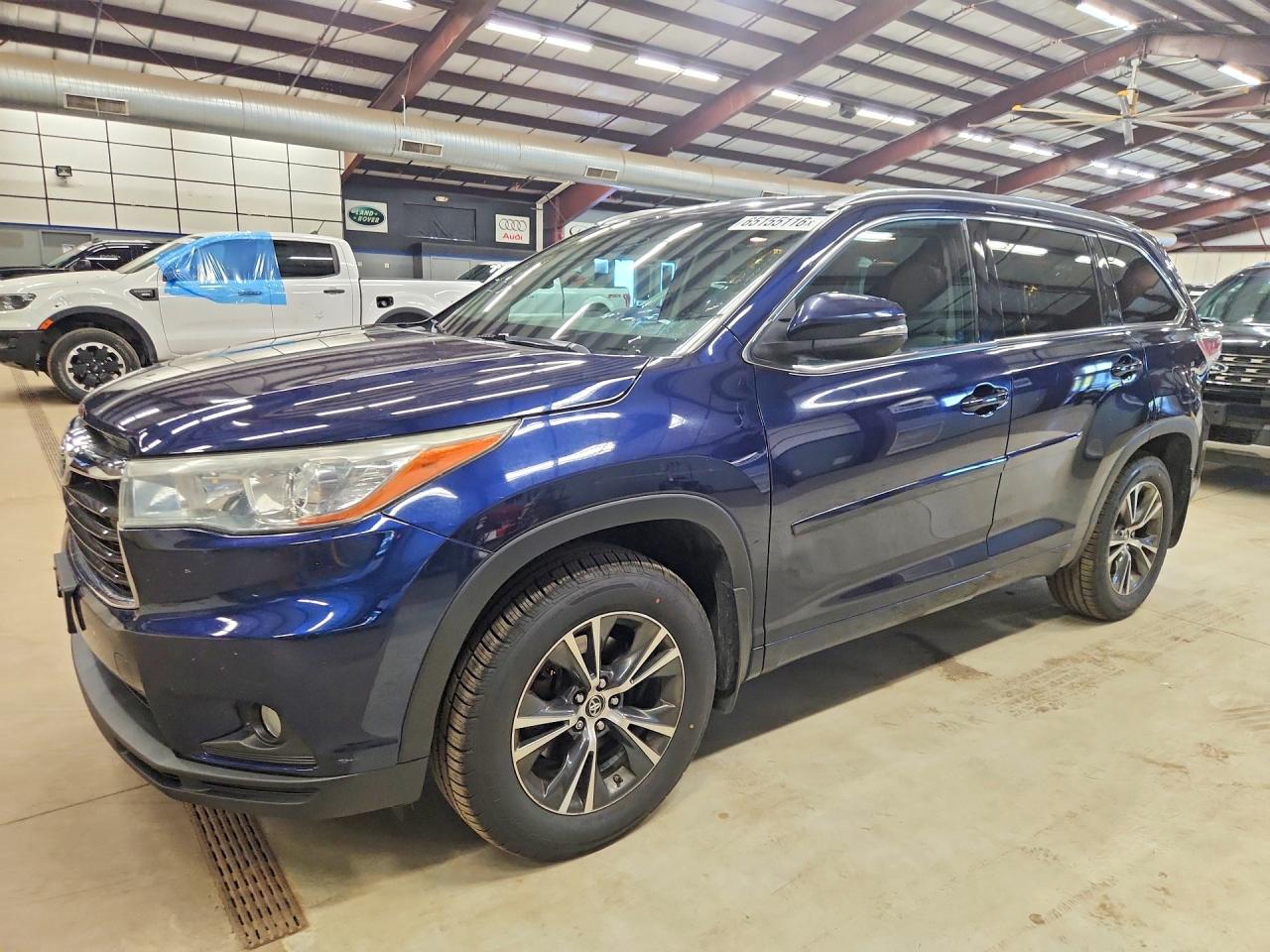2016 TOYOTA HIGHLANDER XLE