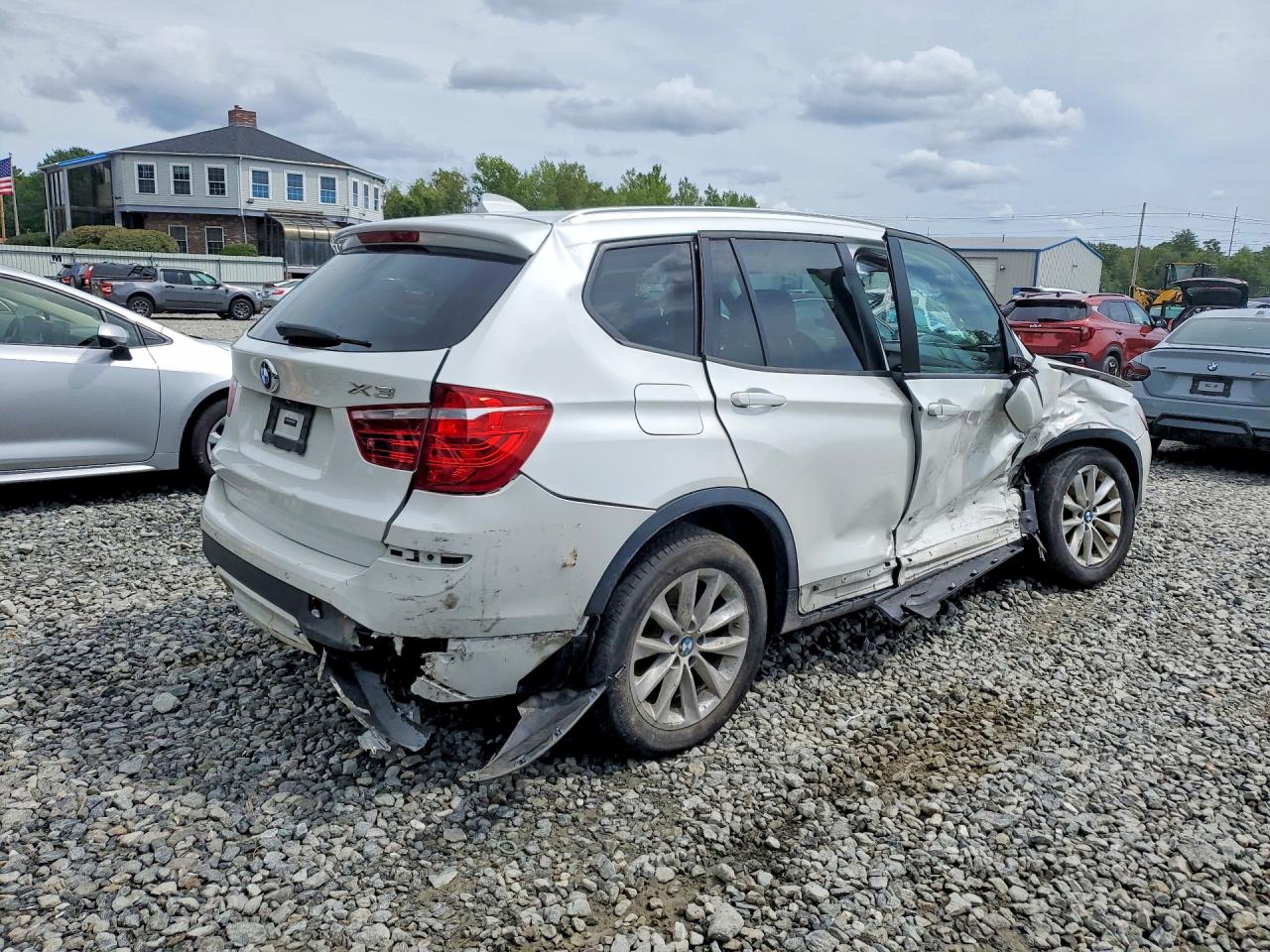 2017 BMW X3 XDRIVE28I — снимка 3