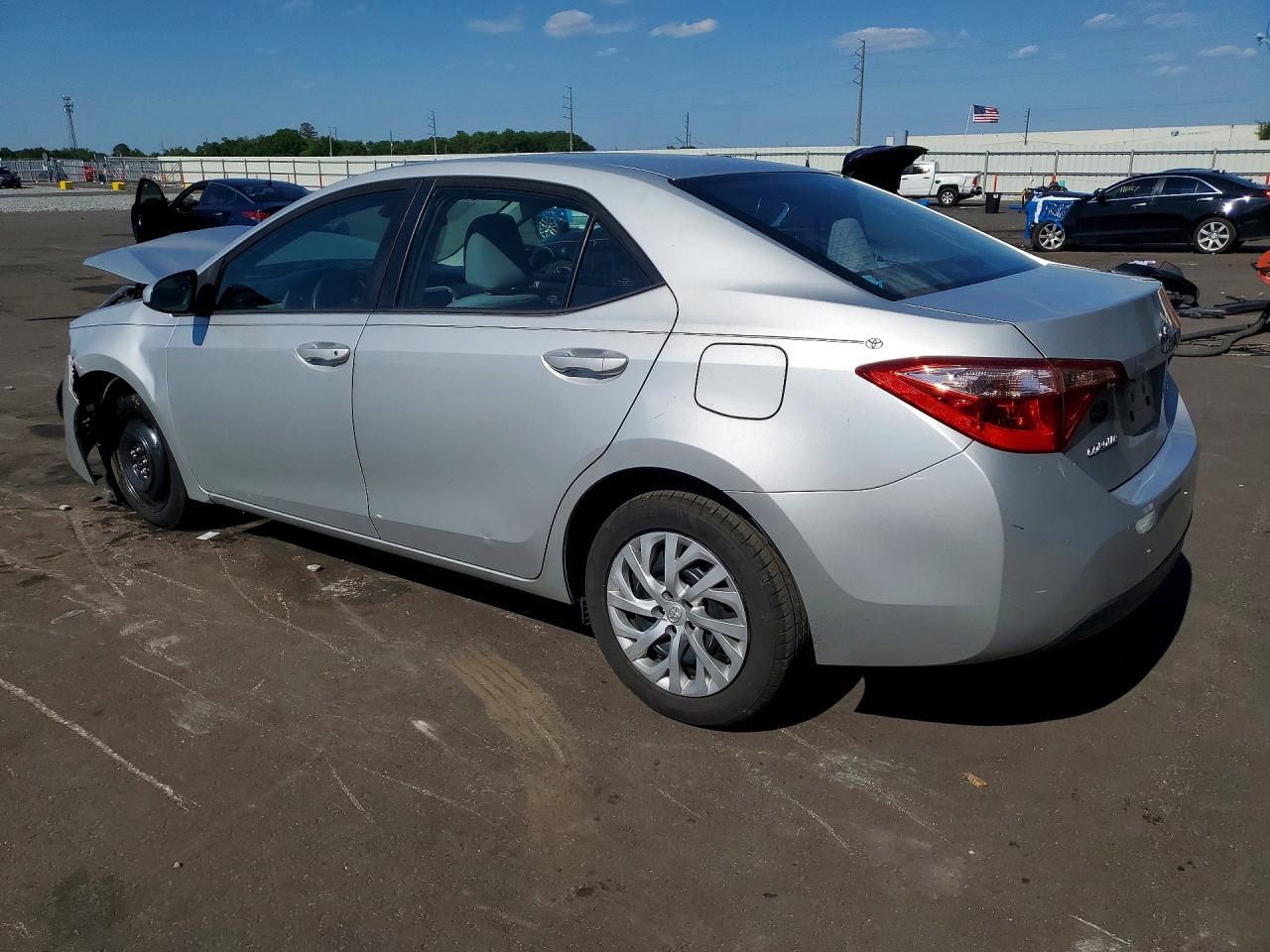 2019 TOYOTA COROLLA LE — снимка 2