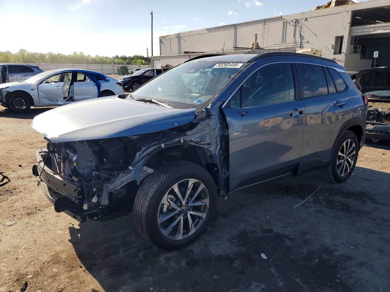 2025 TOYOTA COROLLA CROSS LE