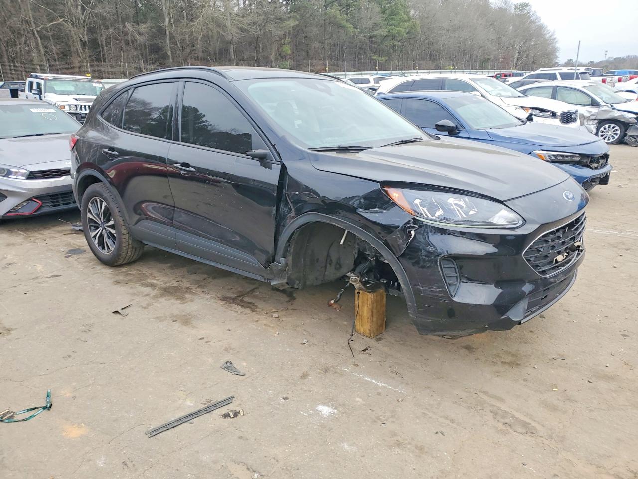 2021 FORD ESCAPE SE — снимка 4