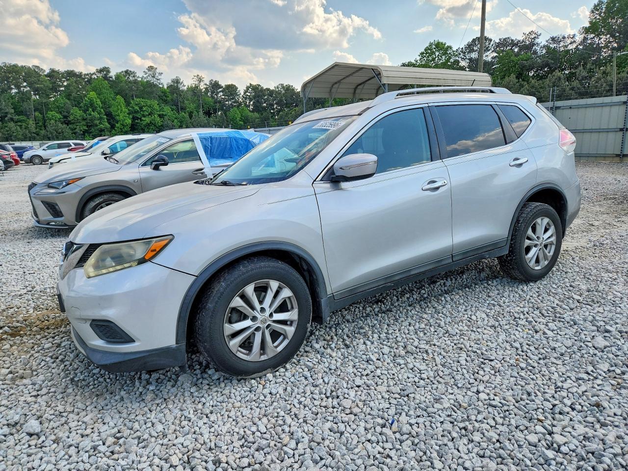 2015 NISSAN ROGUE SV