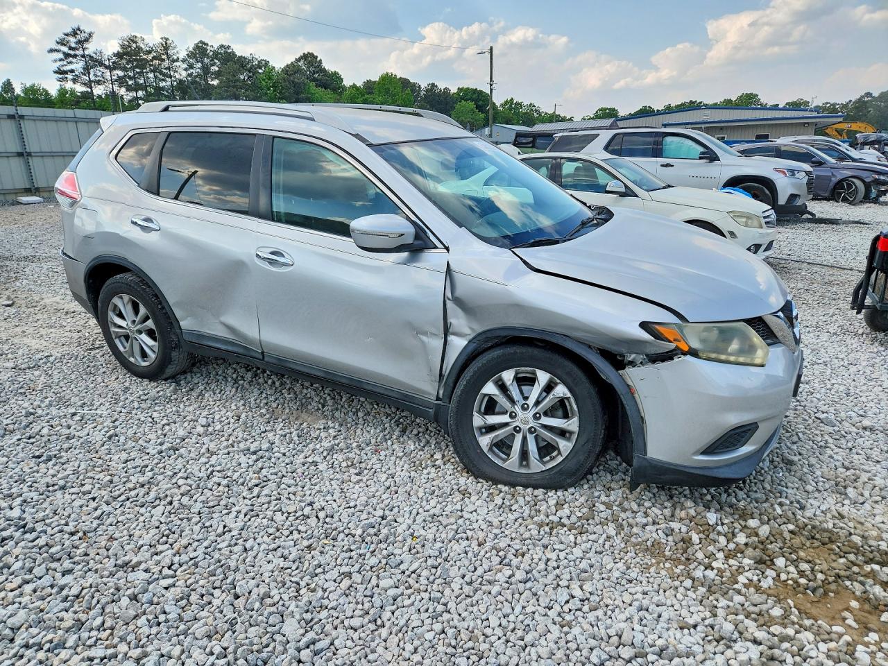 2015 NISSAN ROGUE SV — снимка 4