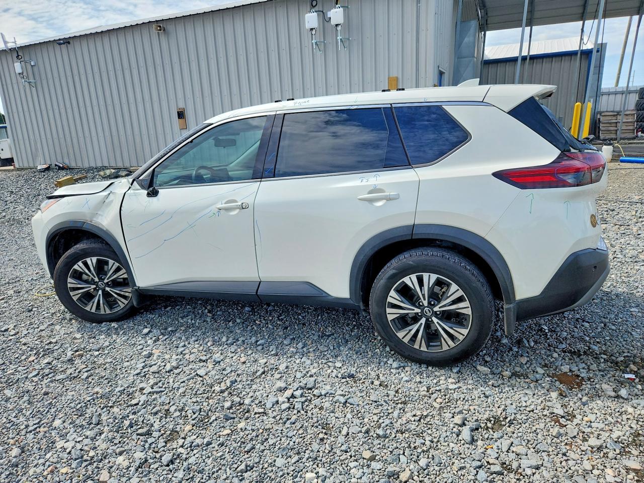 2021 NISSAN ROGUE SV — снимка 2