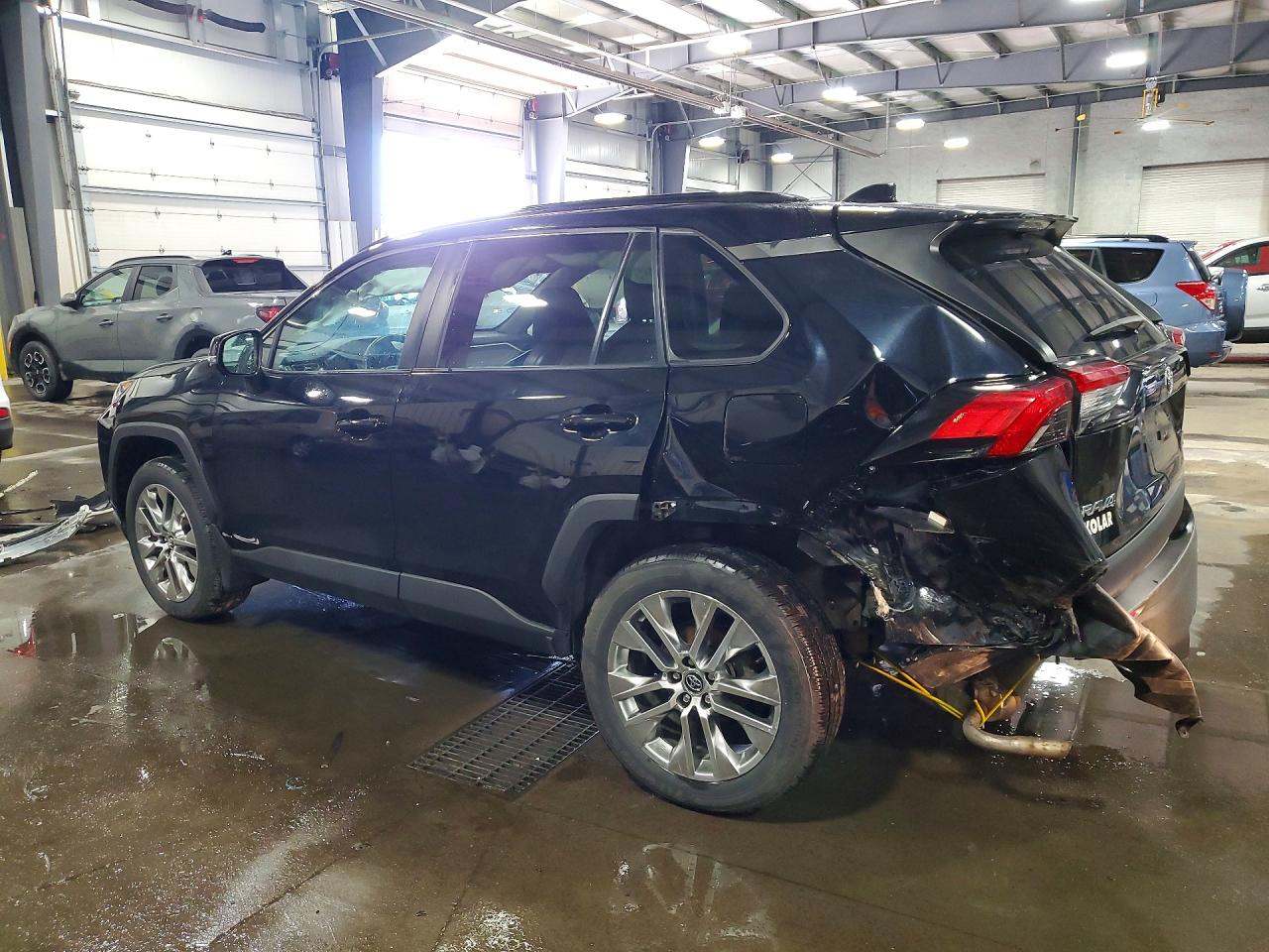 2020 TOYOTA RAV4 XLE PREMIUM — снимка 2