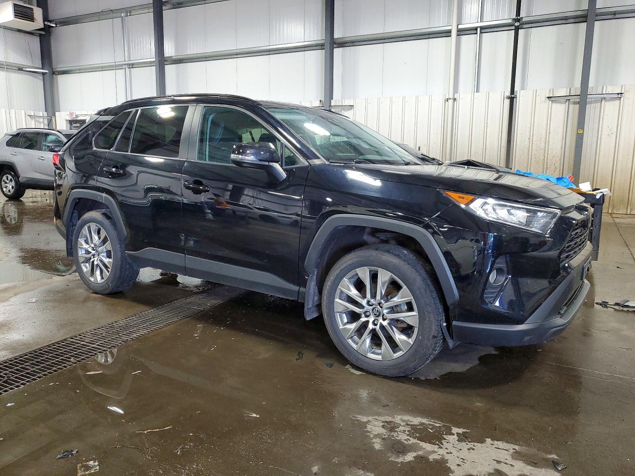 2020 TOYOTA RAV4 XLE PREMIUM — снимка 4