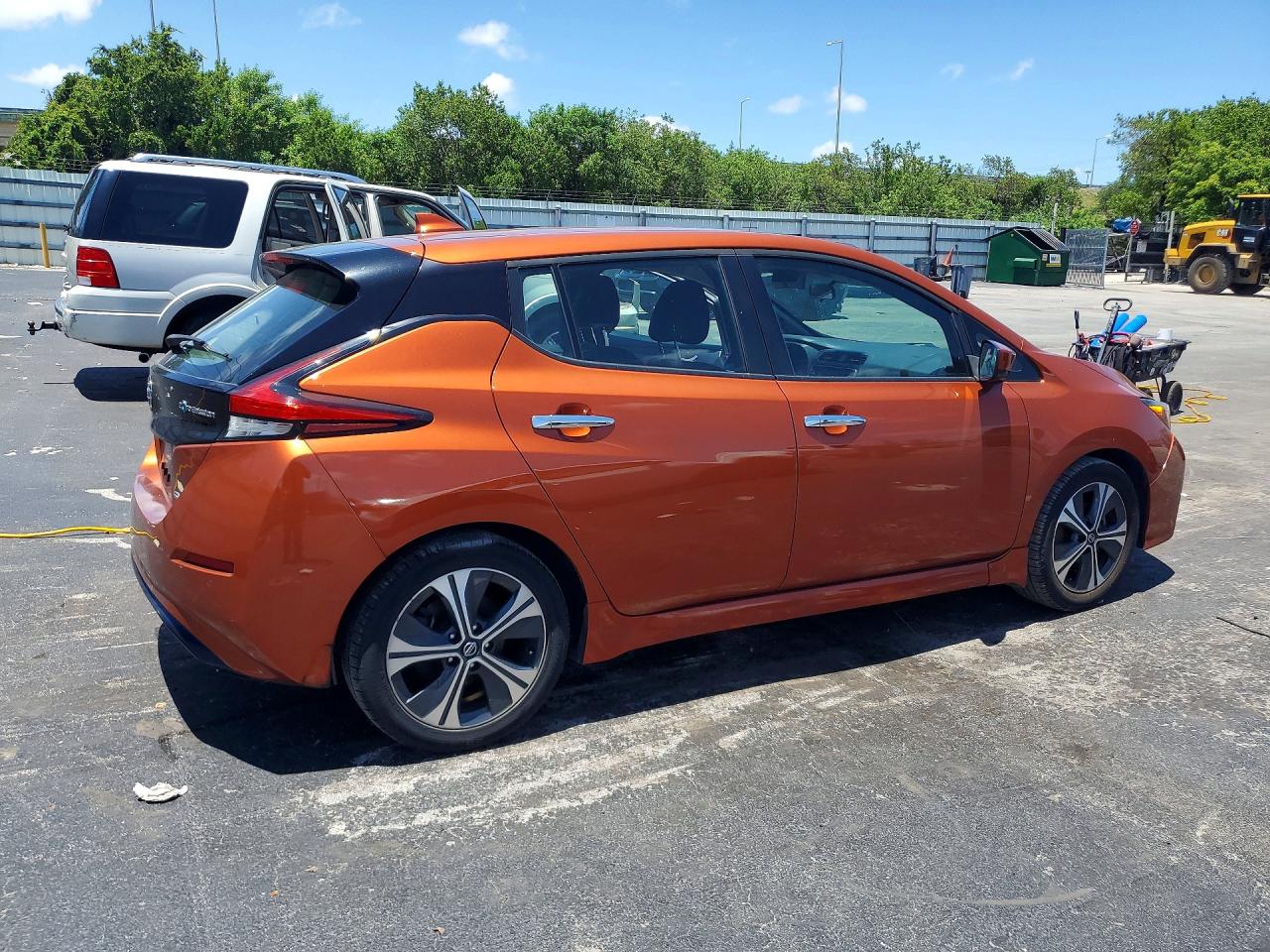 2021 NISSAN LEAF SV — снимка 3
