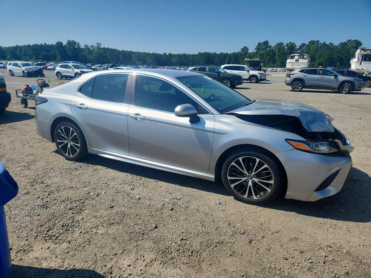 2019 TOYOTA CAMRY SE — снимка 4