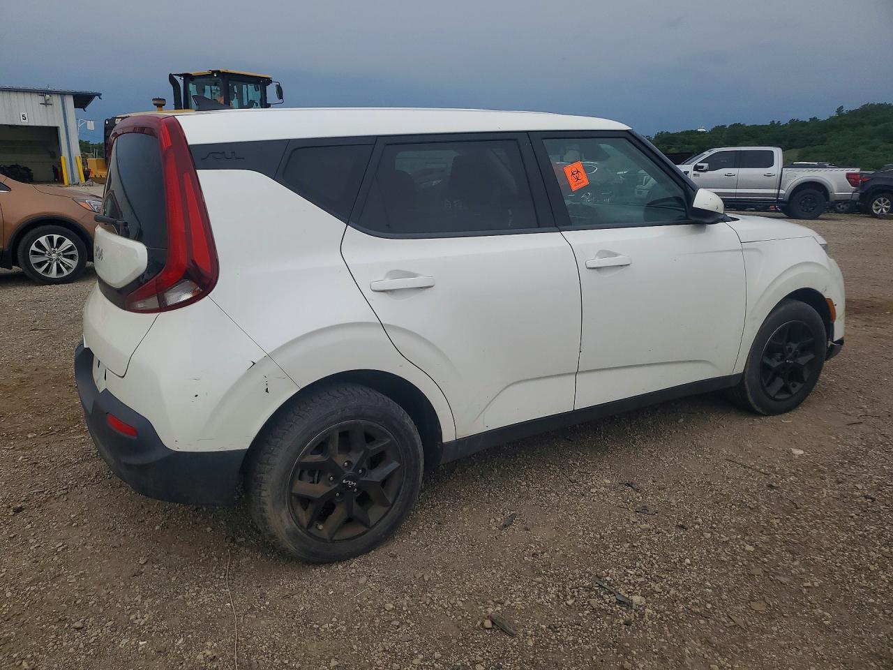 2022 KIA SOUL LX — снимка 3