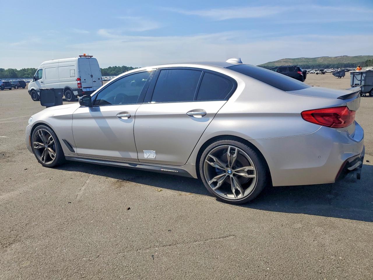 2018 BMW M550XI — снимка 2