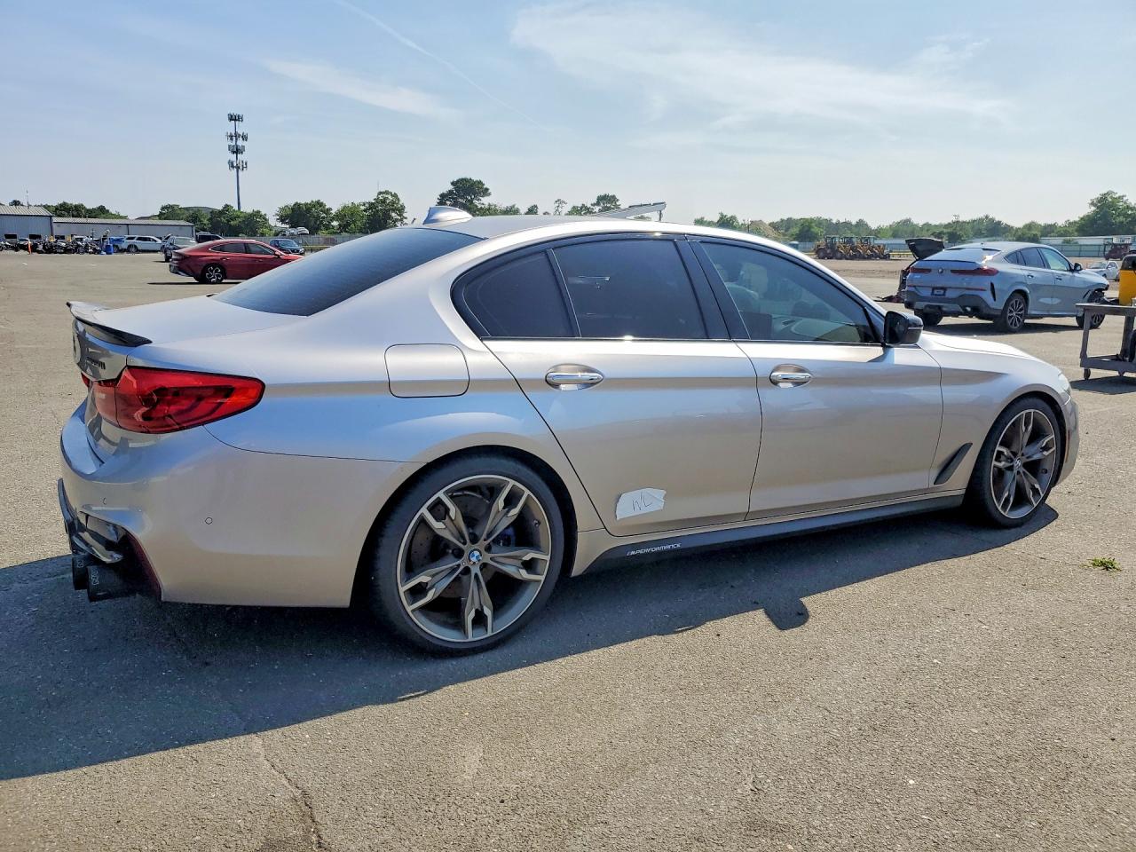 2018 BMW M550XI — снимка 4