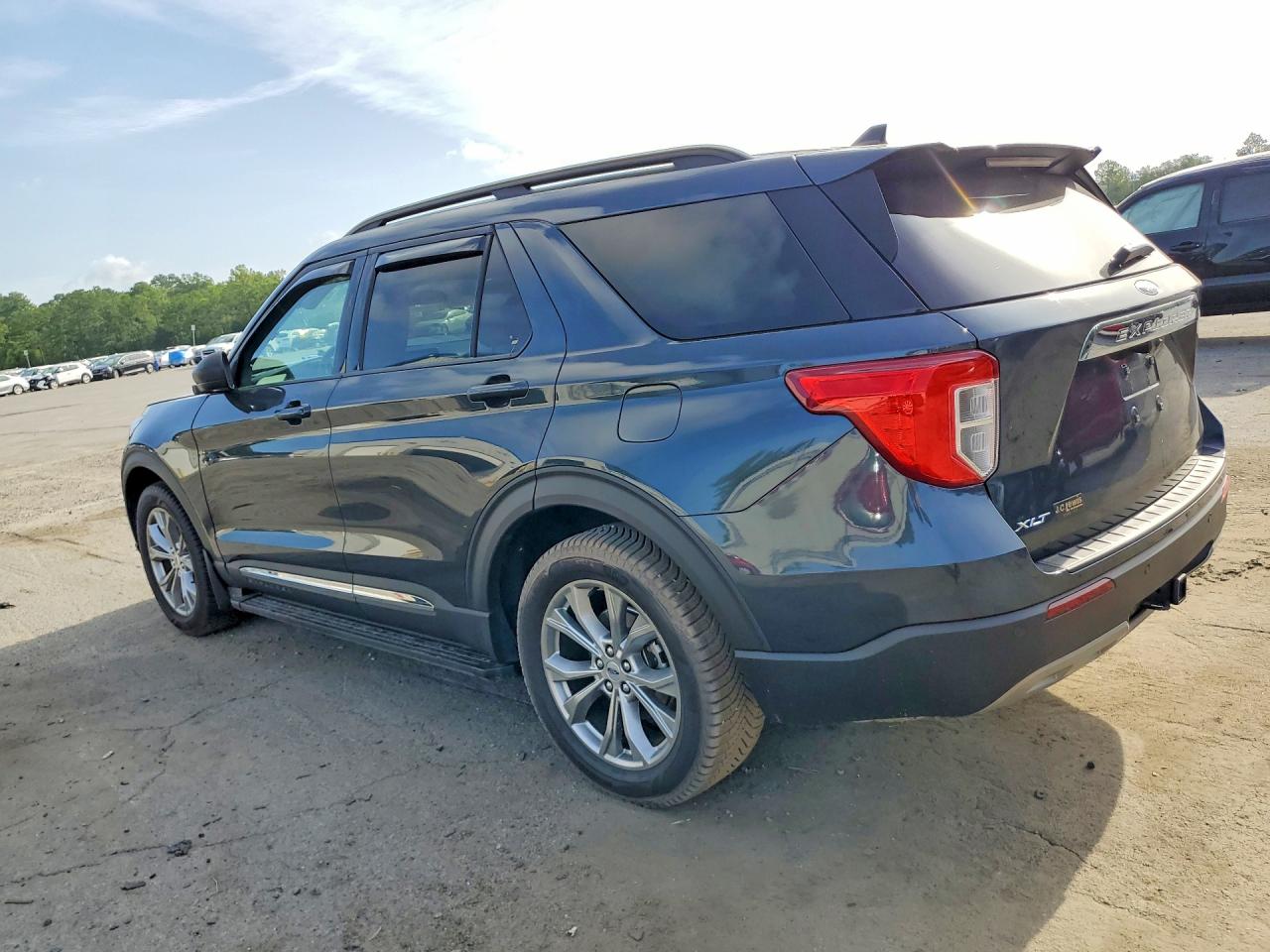 2023 FORD EXPLORER XLT — снимка 2