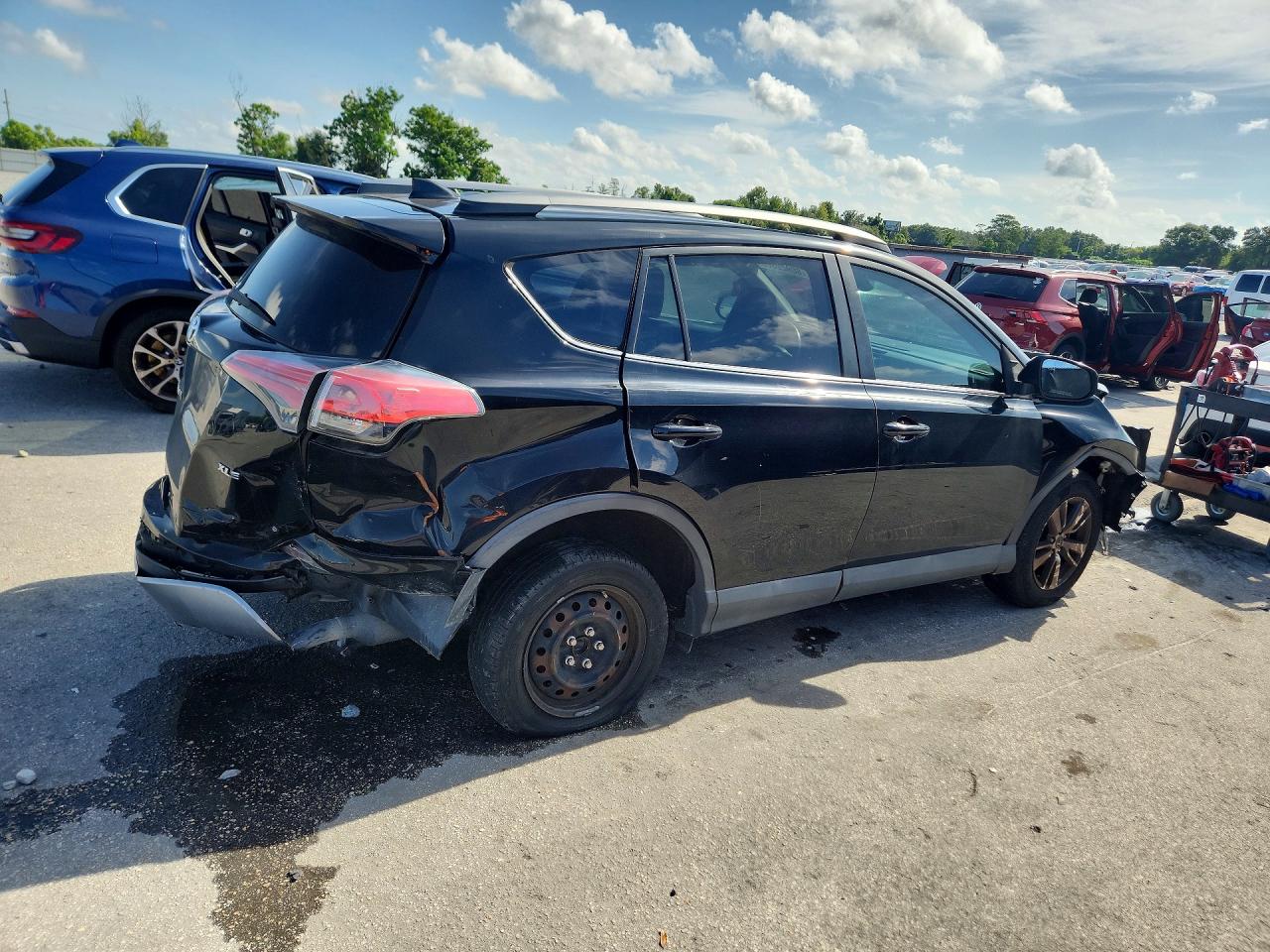 2017 TOYOTA RAV4 XLE — снимка 3