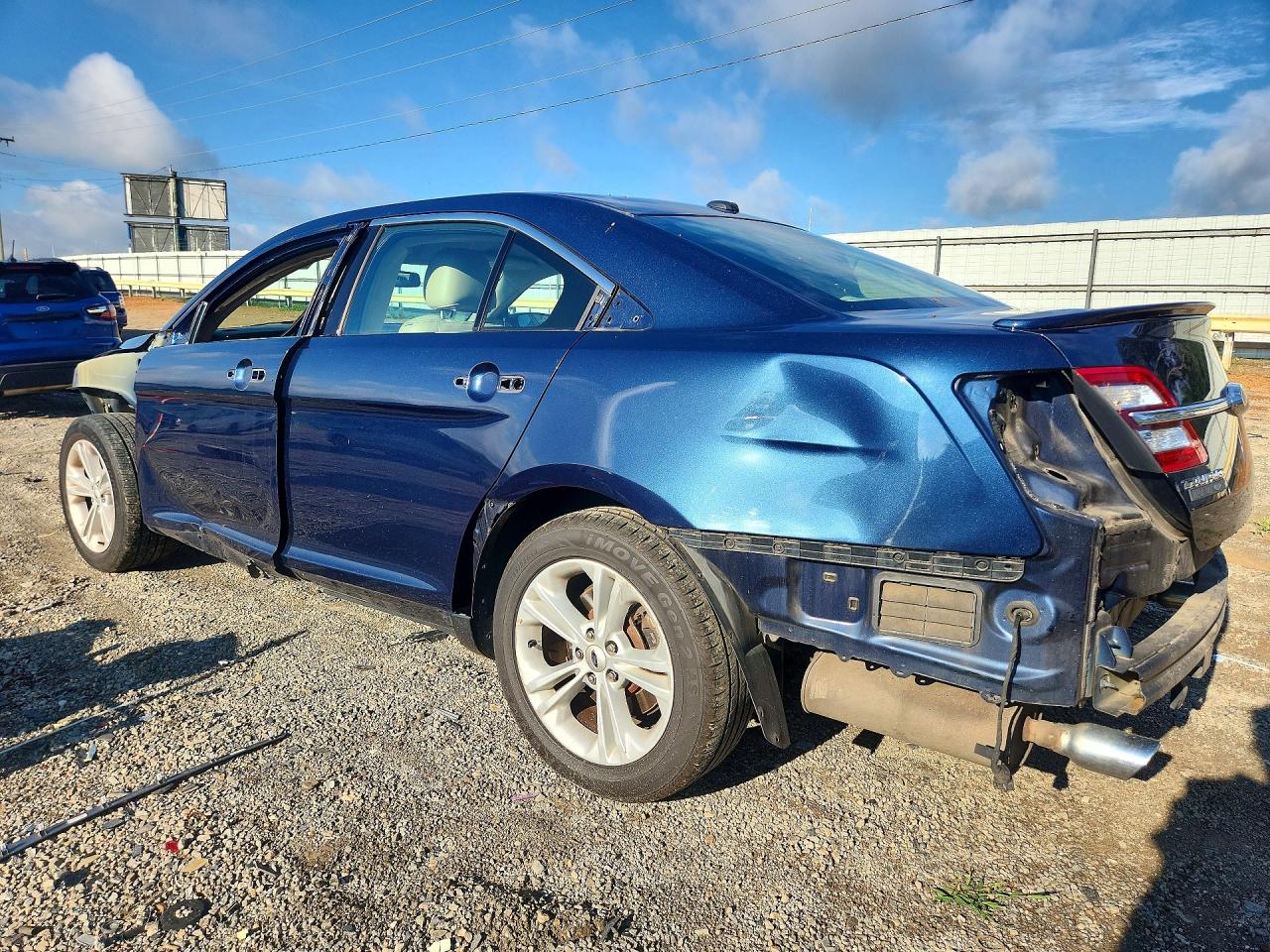 2016 FORD TAURUS SEL — снимка 2