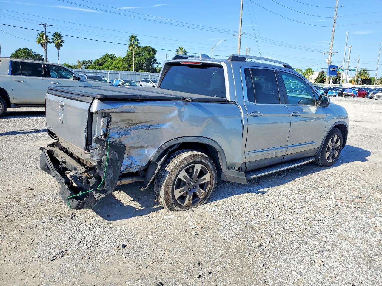 2017 HONDA RIDGELINE RTL — снимка 3