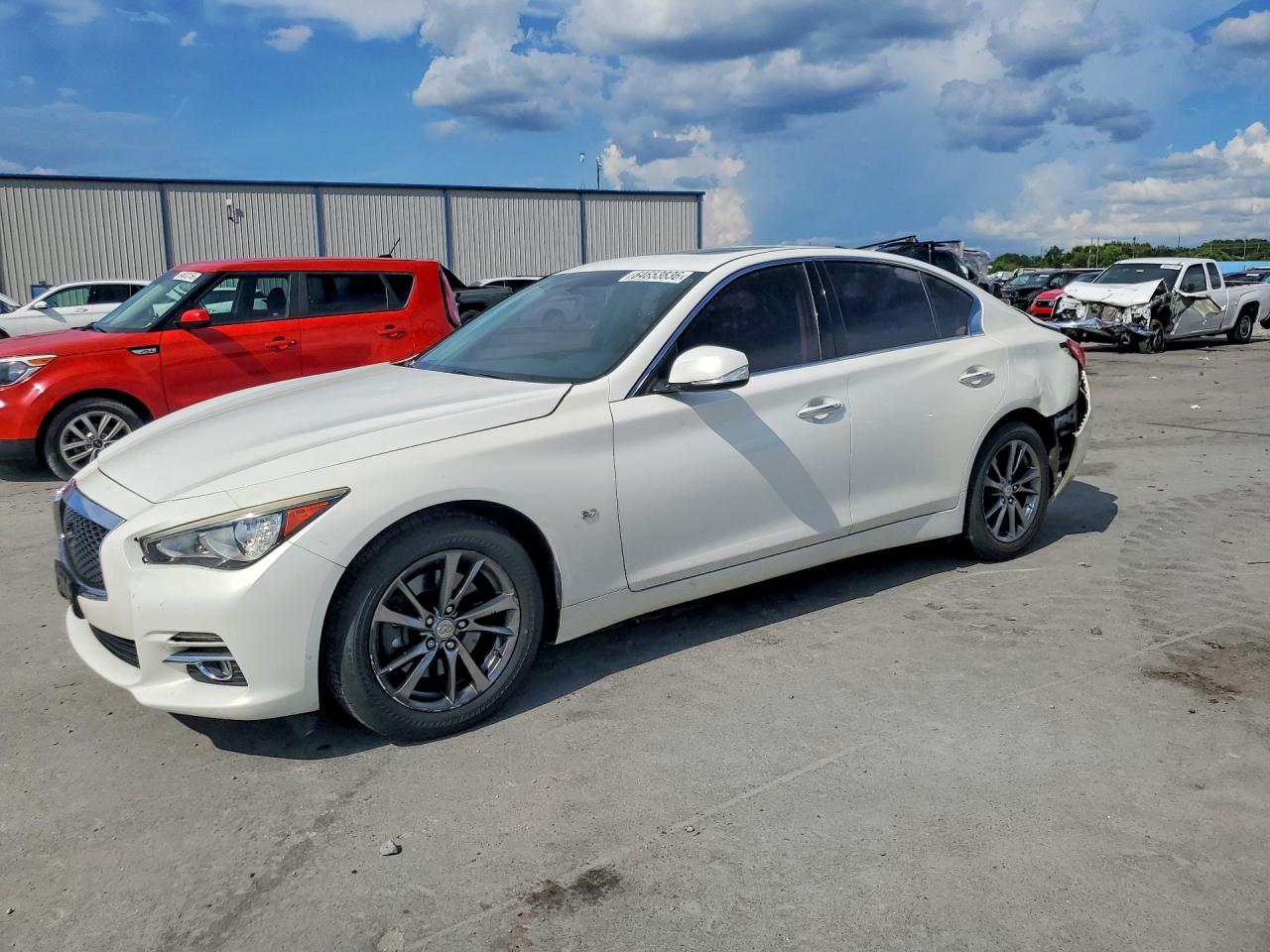 2015 INFINITI Q50 BASE