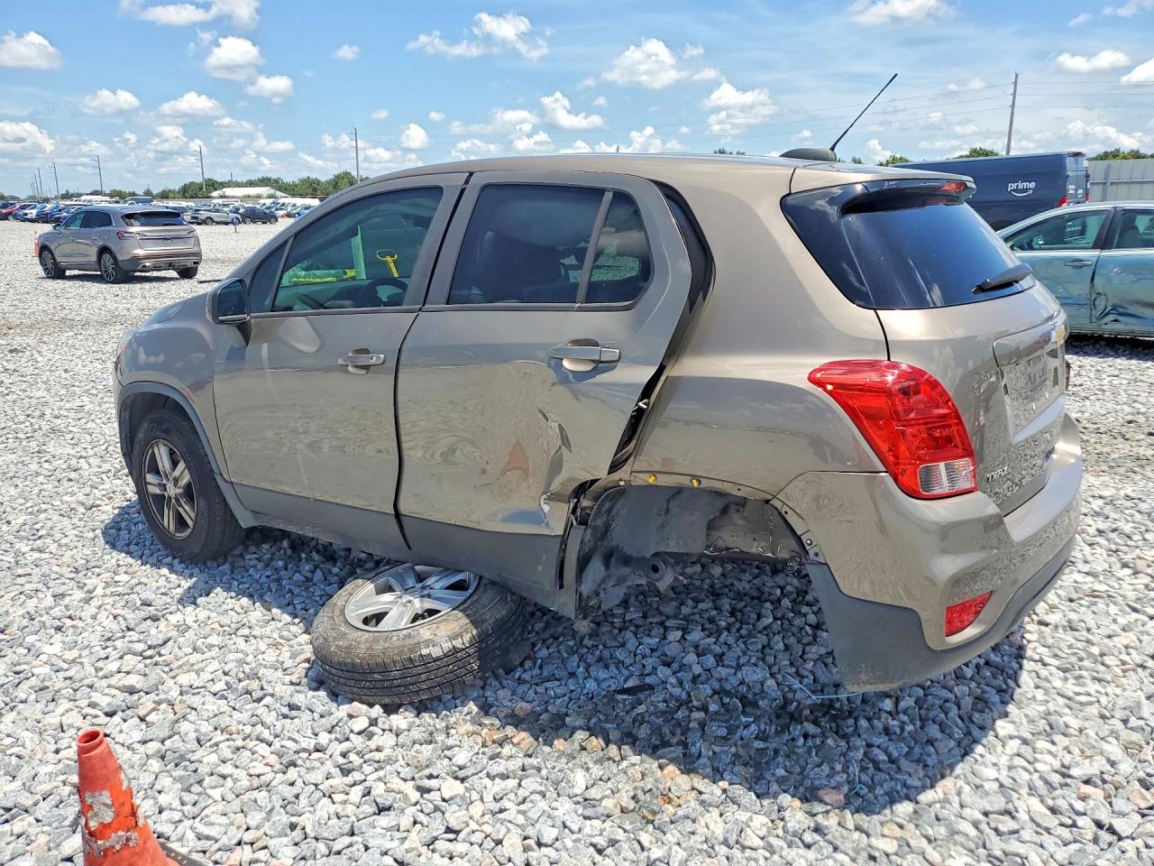 2020 CHEVROLET TRAX LS — снимка 2
