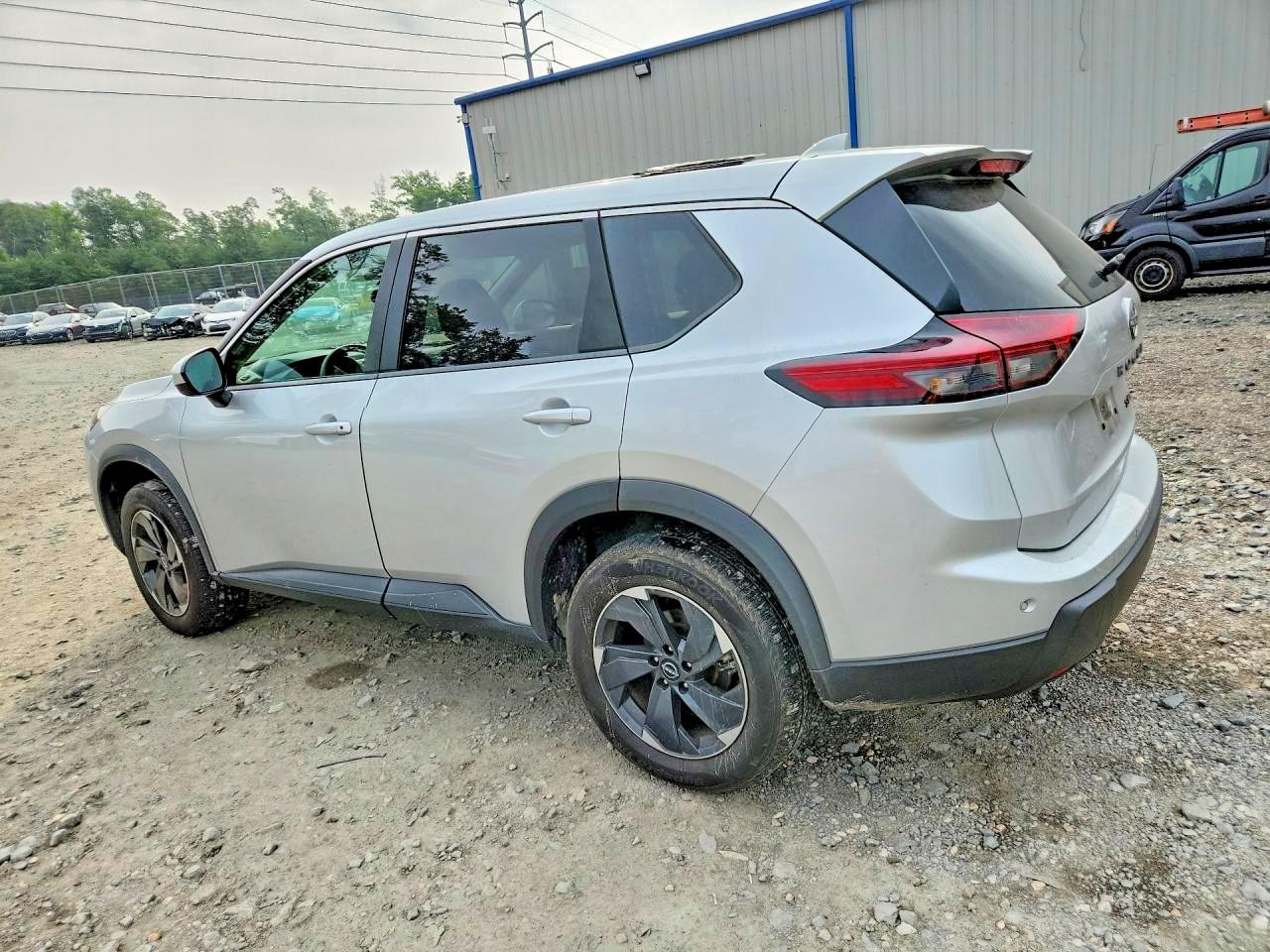 2024 NISSAN ROGUE SV — снимка 2