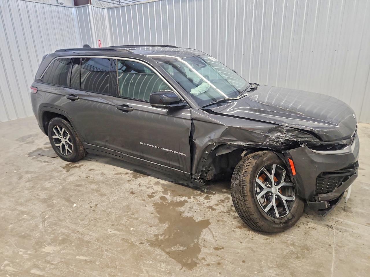 2026 JEEP GRAND CHEROKEE LIMITED — снимка 4