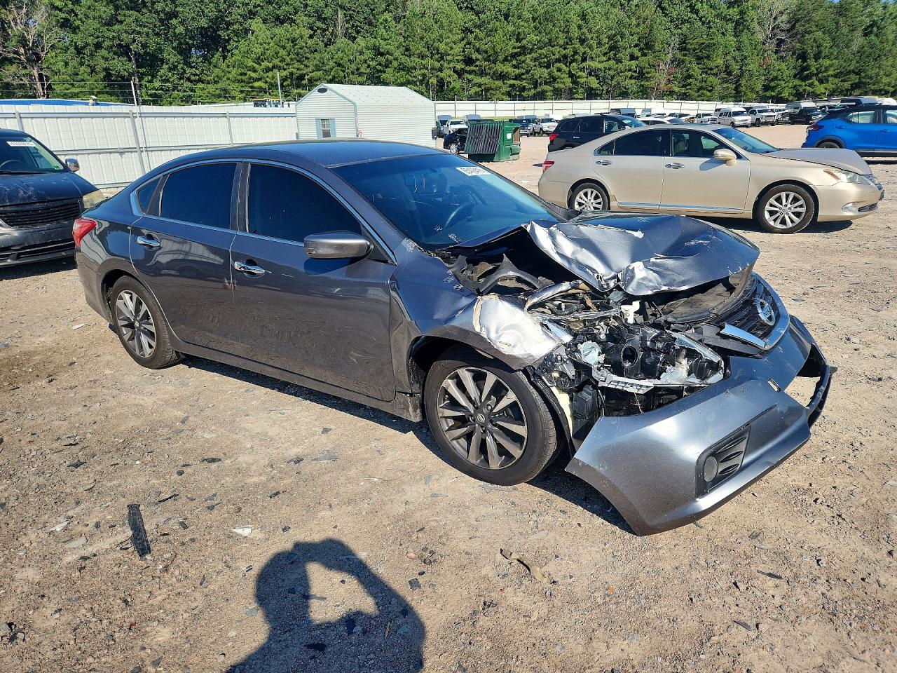 2017 NISSAN ALTIMA 2.5 SV — photo 4