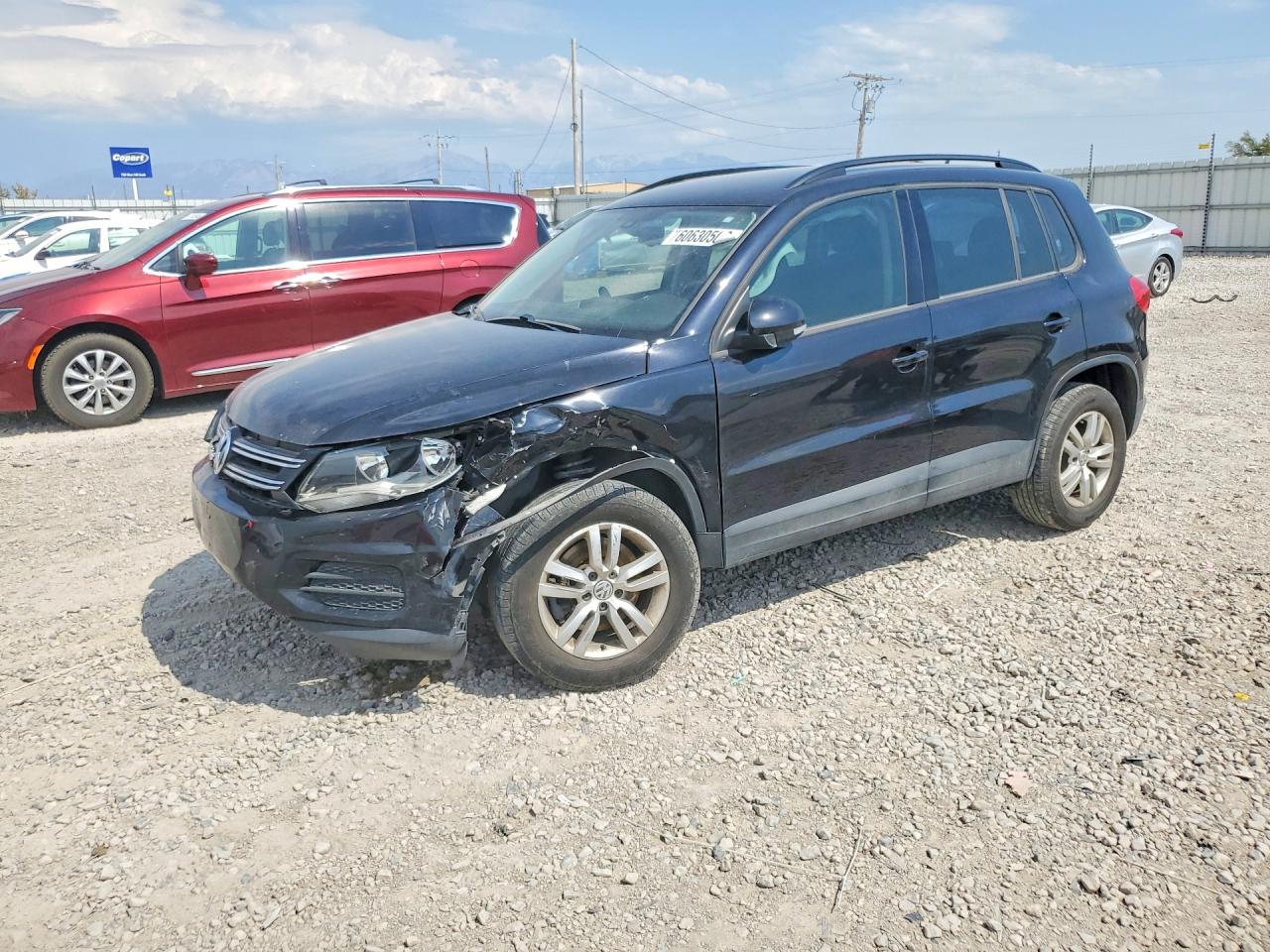 2016 VOLKSWAGEN TIGUAN S