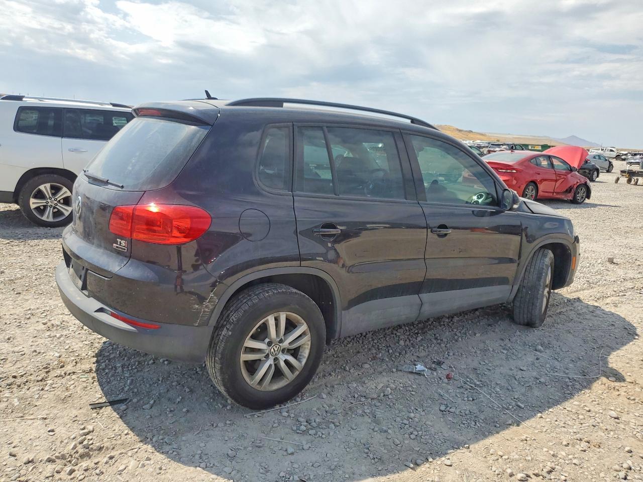 2016 VOLKSWAGEN TIGUAN S — снимка 3