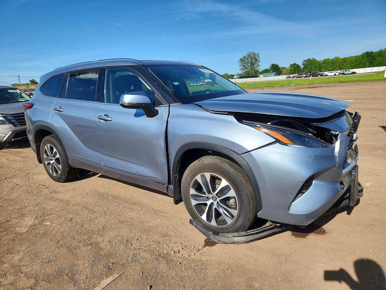 2021 TOYOTA HIGHLANDER XLE — снимка 4