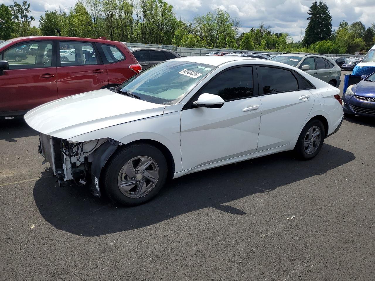 2024 HYUNDAI ELANTRA SE