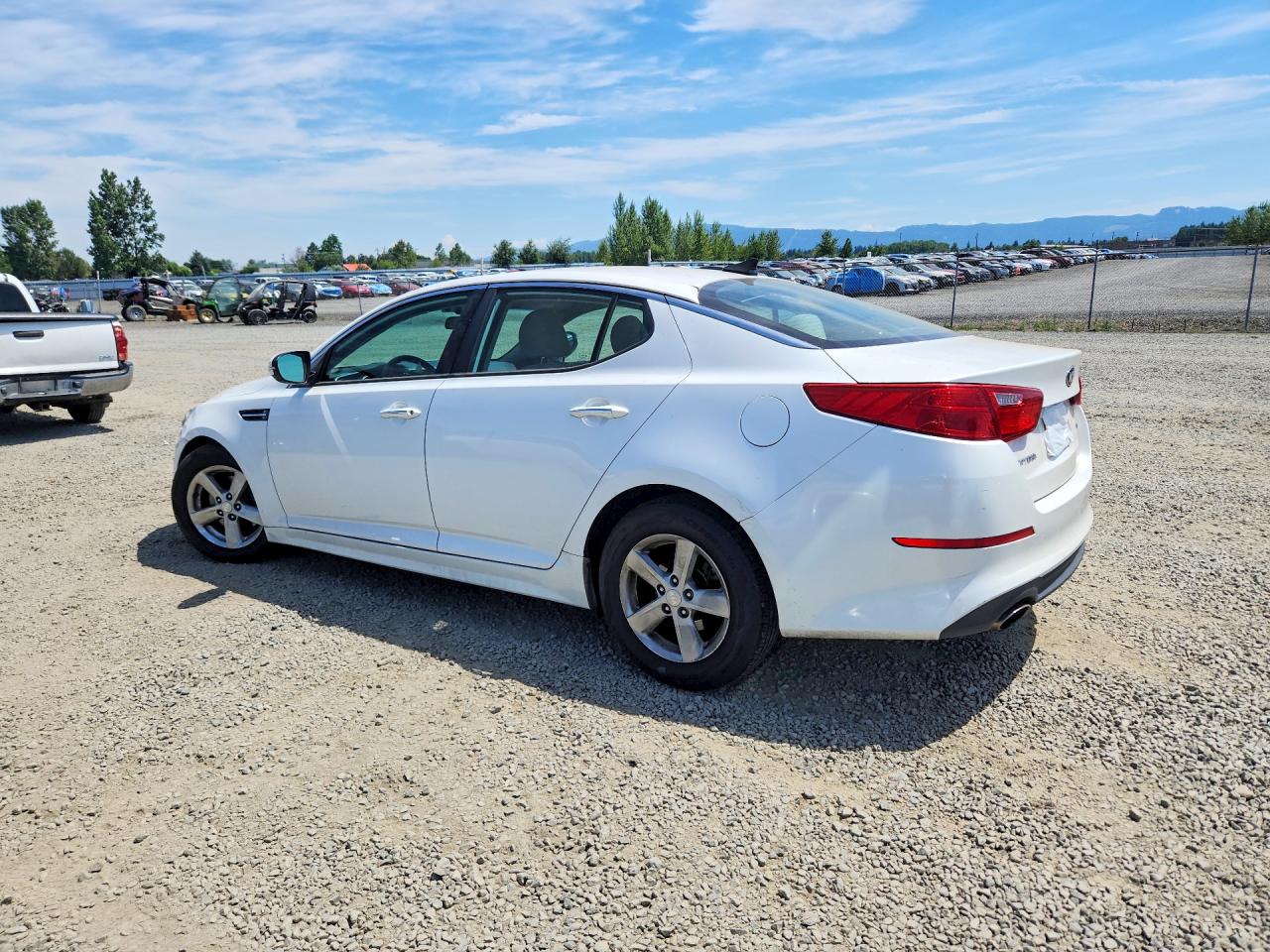2015 KIA OPTIMA LX — снимка 2