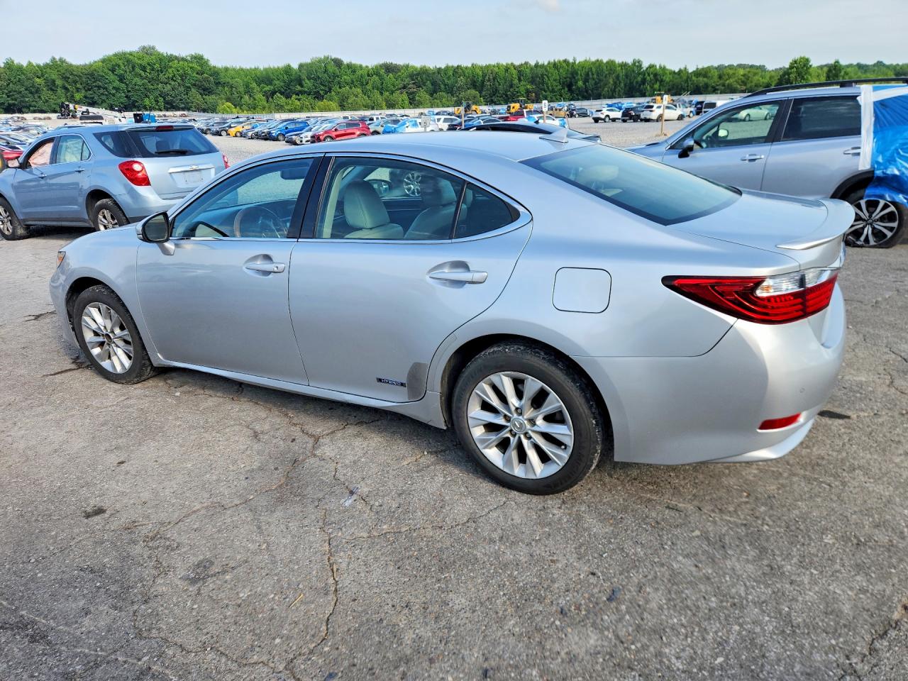 2014 LEXUS ES 300H — снимка 2