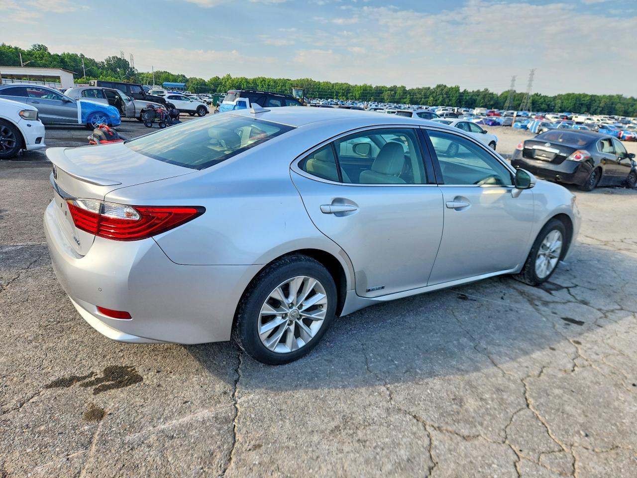 2014 LEXUS ES 300H — снимка 3