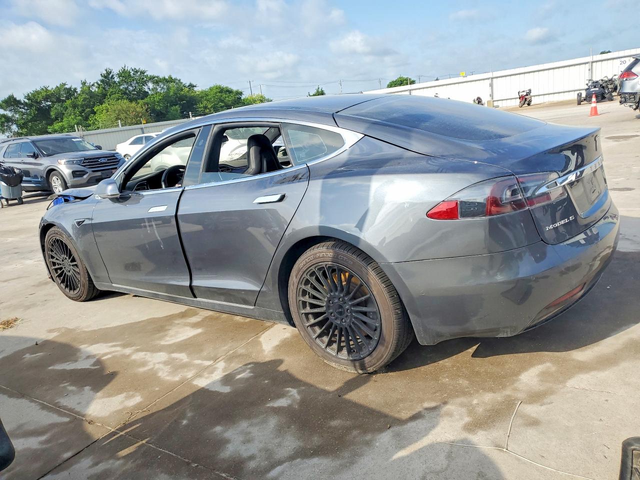 2016 TESLA MODEL S — снимка 2