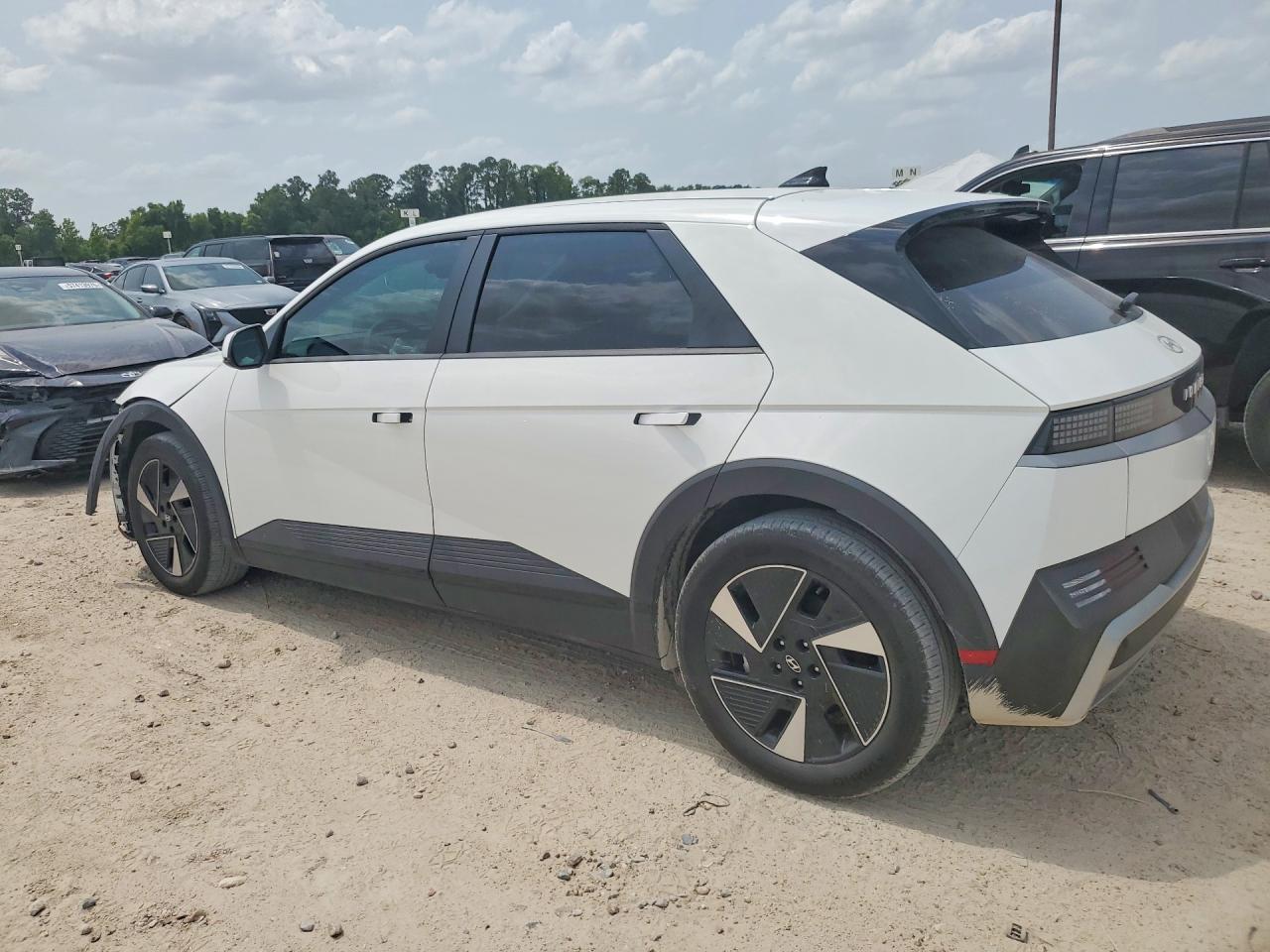 2025 HYUNDAI IONIQ 5 SE — снимка 2