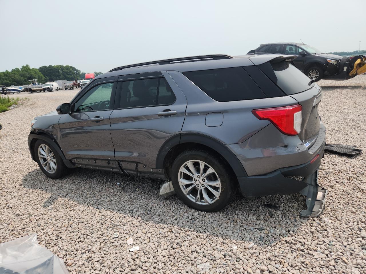 2023 FORD EXPLORER XLT — снимка 2
